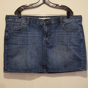 Old Navy Demin Mini Skirt - Size 18